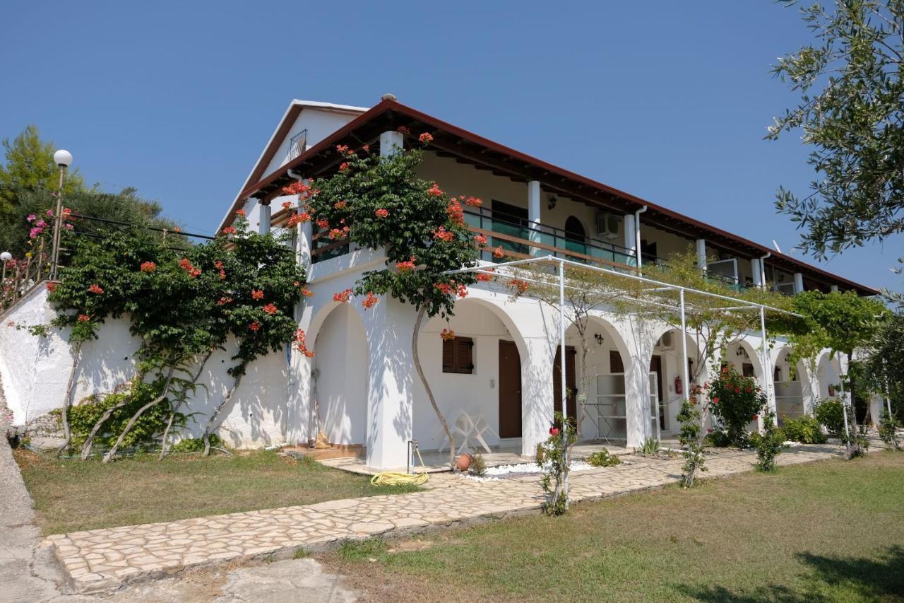 איוס סטפנוס Eleonas Holiday Home Apartment מראה חיצוני תמונה